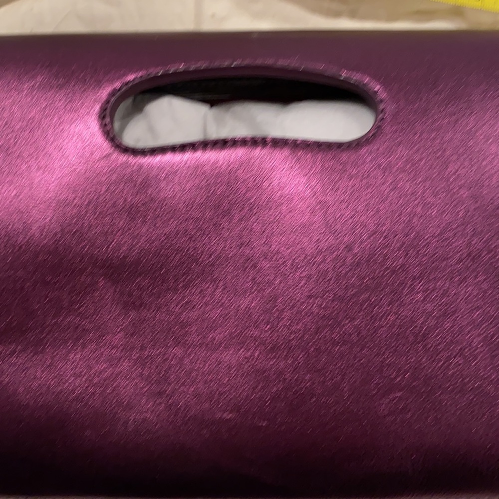 HOBO Purple Clutch - Picture 5 of 5